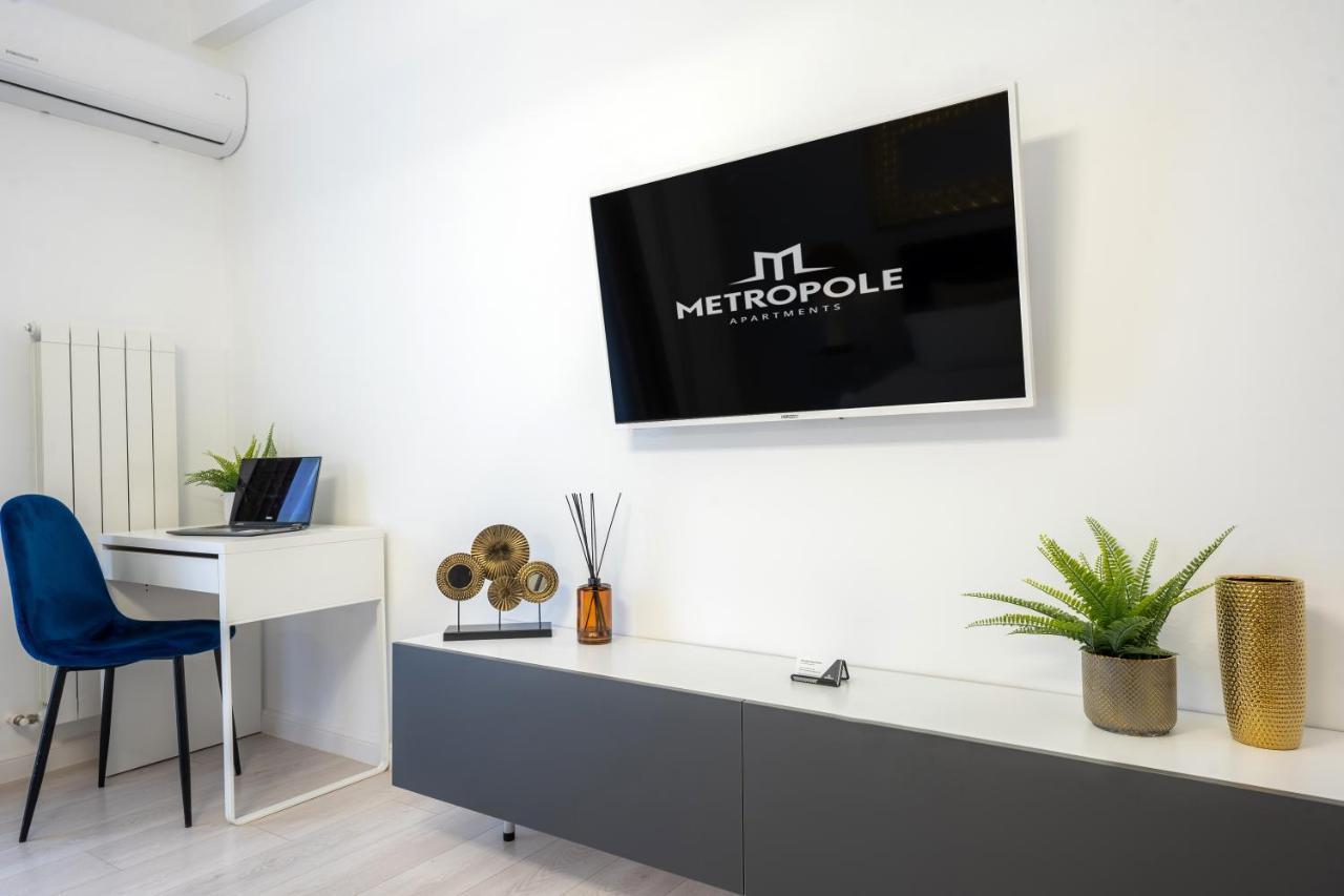 Metropole Apartments - Old City บูคาเรสต์ ภายนอก รูปภาพ