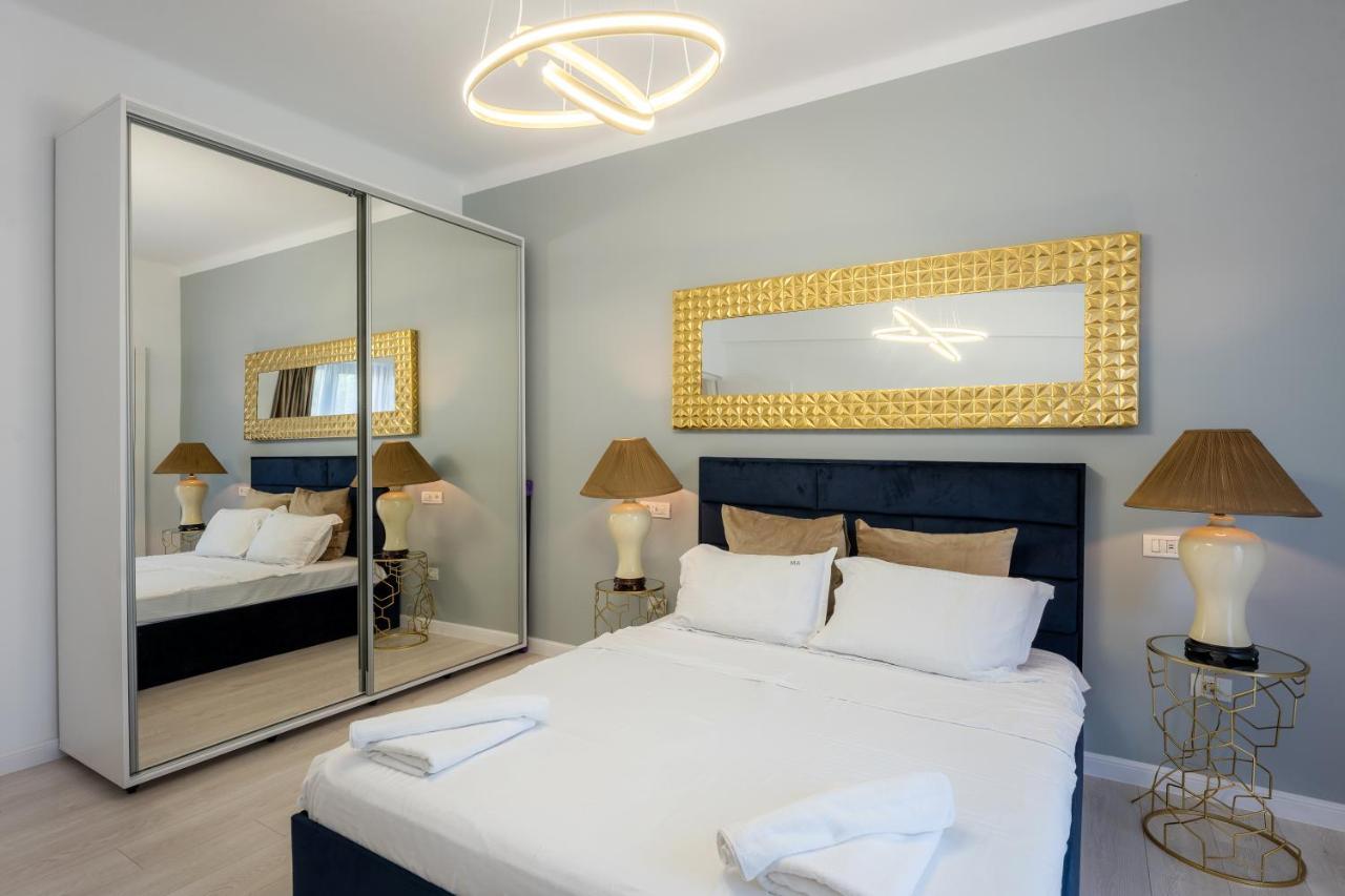 Metropole Apartments - Old City บูคาเรสต์ ภายนอก รูปภาพ