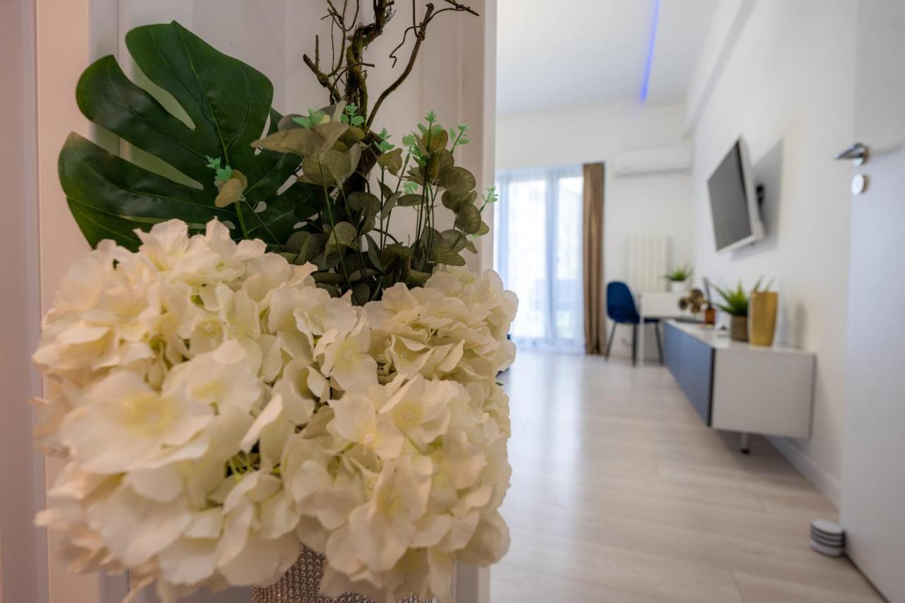 Metropole Apartments - Old City บูคาเรสต์ ภายนอก รูปภาพ