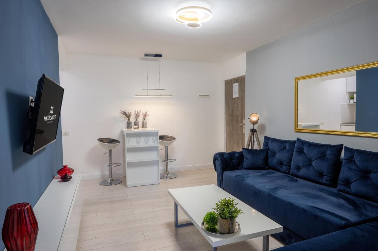 Metropole Apartments - Old City บูคาเรสต์ ภายนอก รูปภาพ
