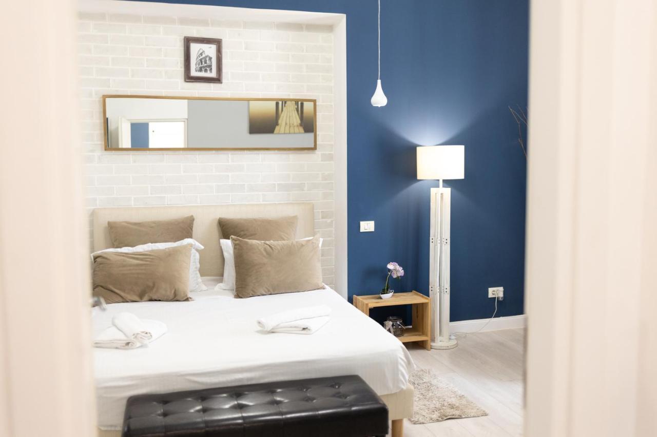 Metropole Apartments - Old City บูคาเรสต์ ภายนอก รูปภาพ